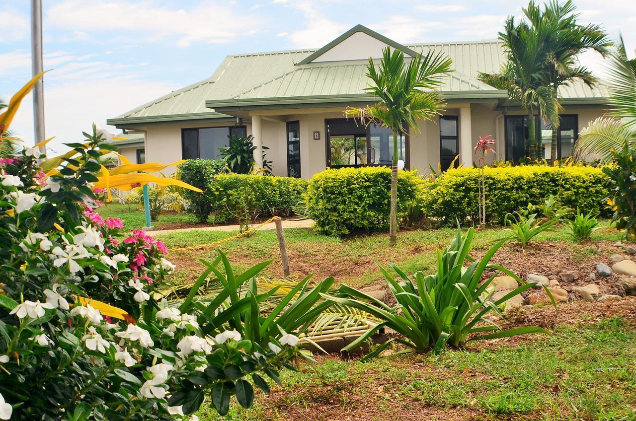 Bayview Cove Resort Nadi Exteriör bild